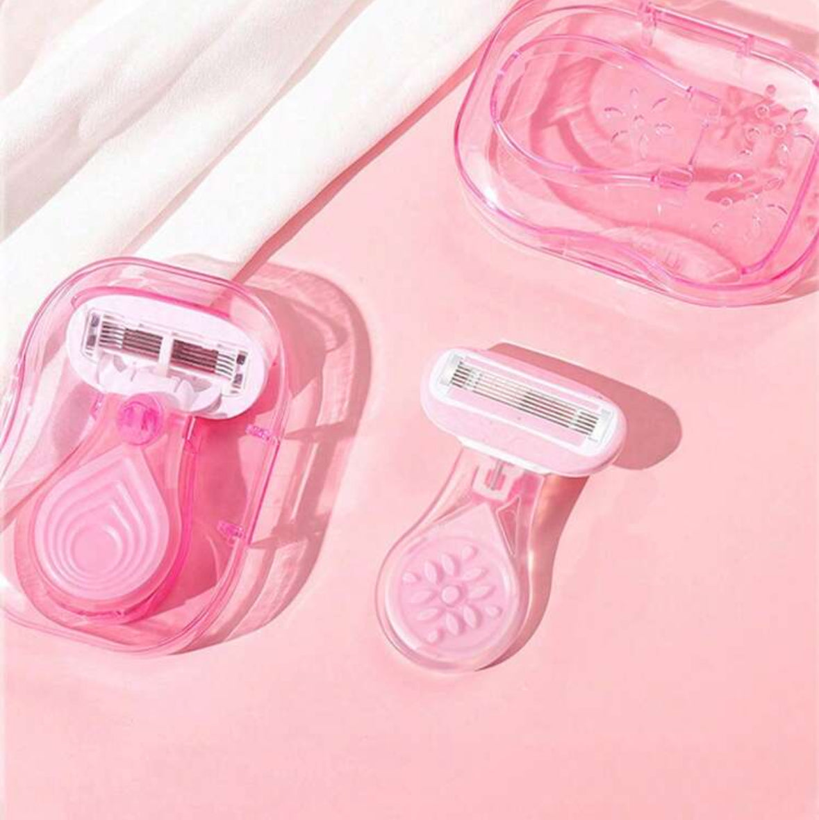 LuxeGlide Travel Razor