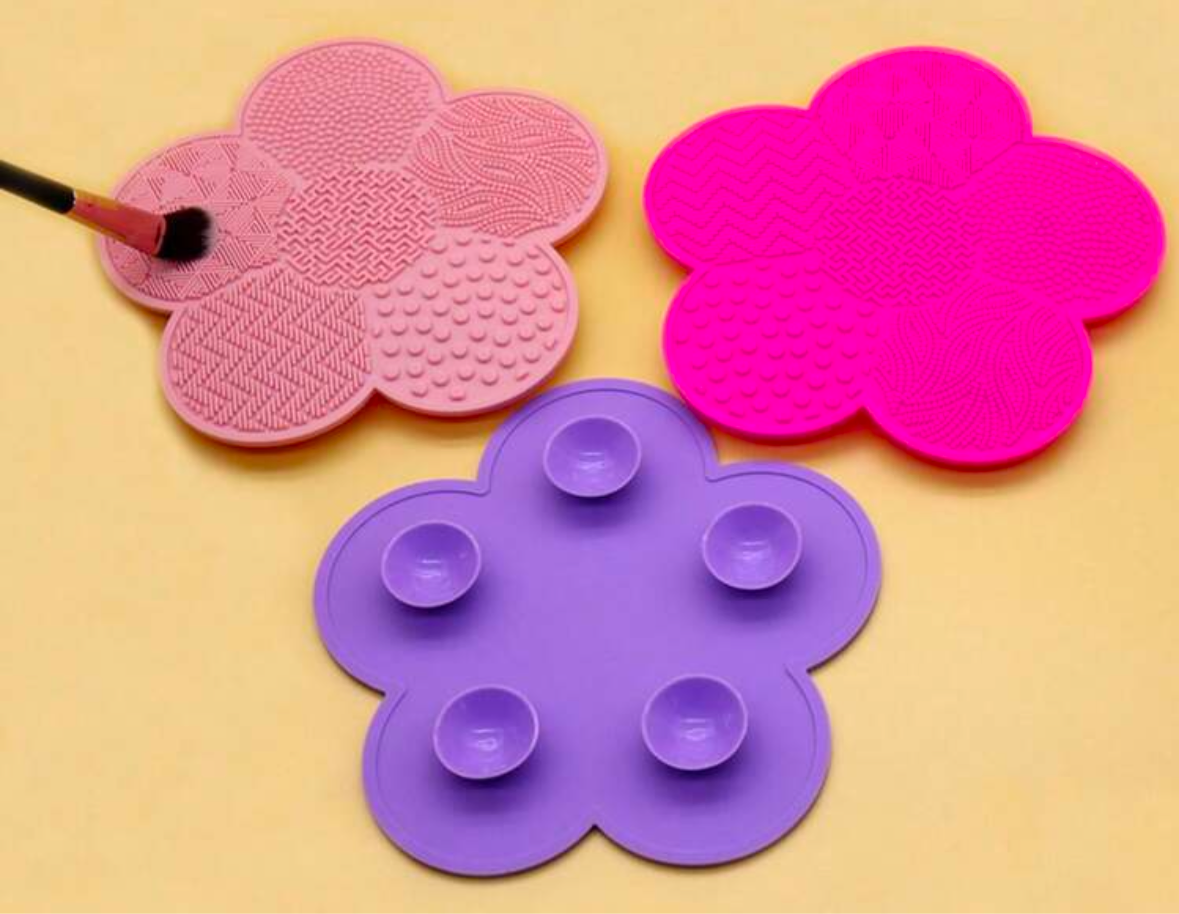 Makeup Brush Cleaning Pad with Suction Cups