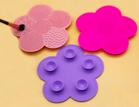 Makeup Brush Cleaning Pad with Suction Cups