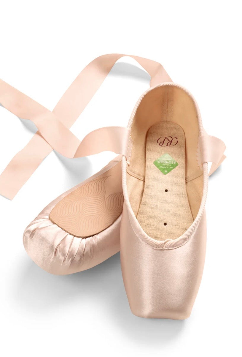 RP Akoya Pointe Shoes